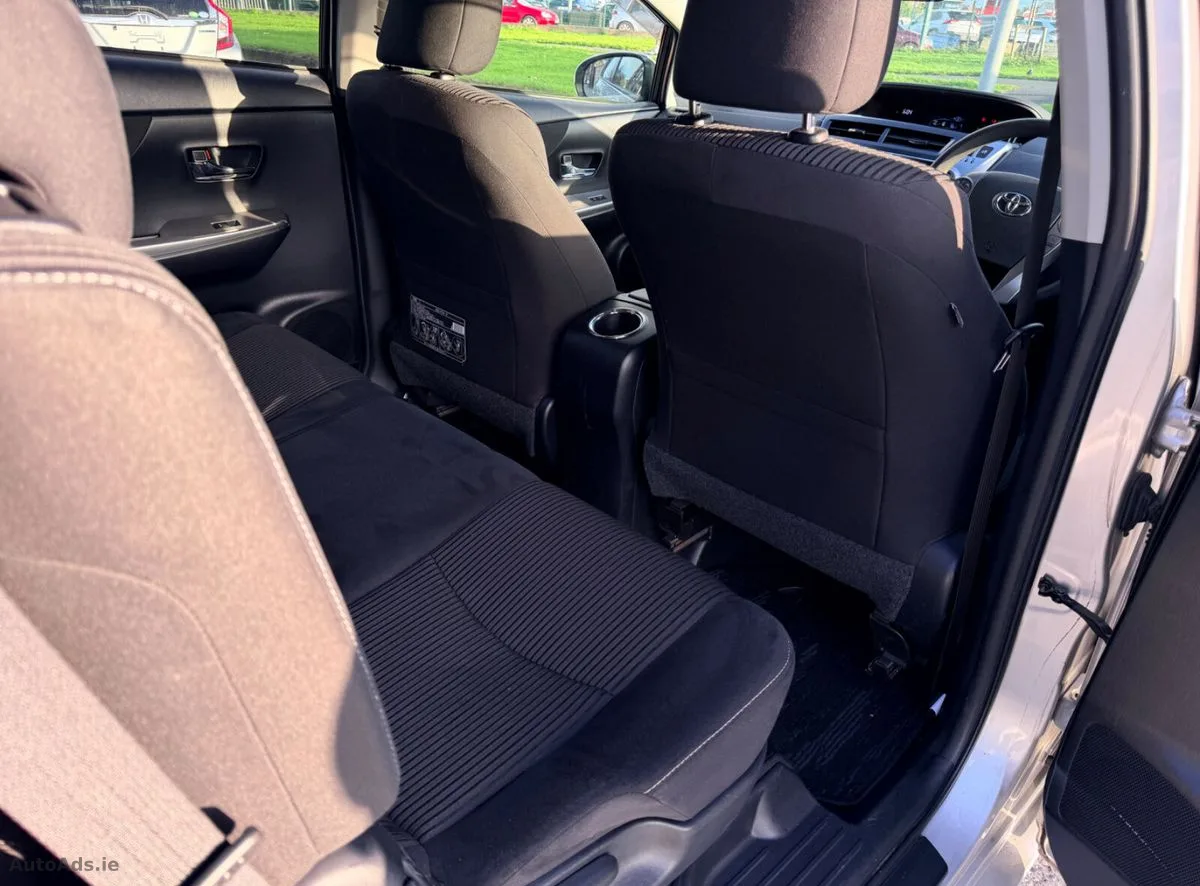 2017 Toyota Prius – photo 20