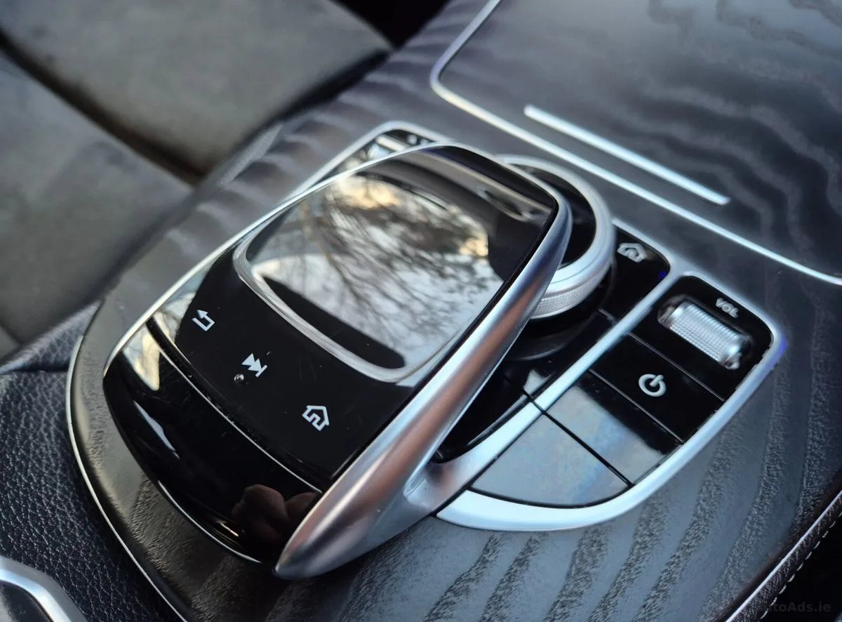 2019 Mercedes-Benz E-Class – photo 14