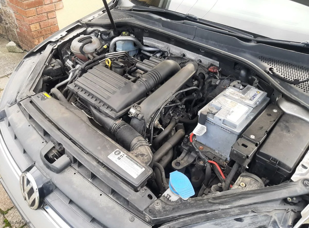 VW GOLF 1.4 TSI PETROL 2014 6 SPEED MANUAL – photo 3