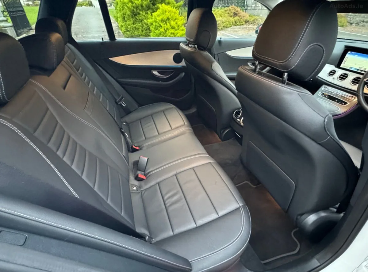 2022 Mercedes-Benz E-Class – photo 11