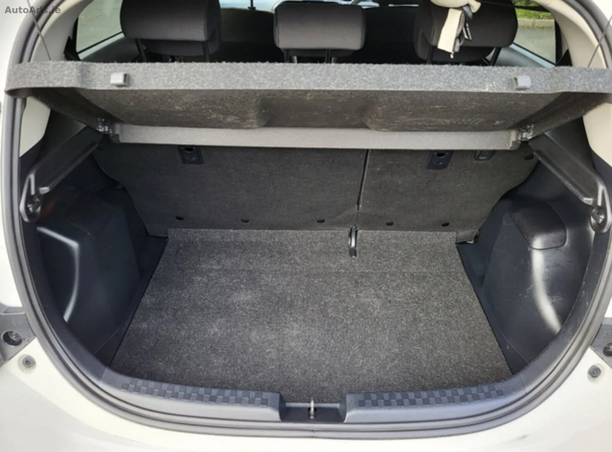 2020 Toyota Aqua – photo 16