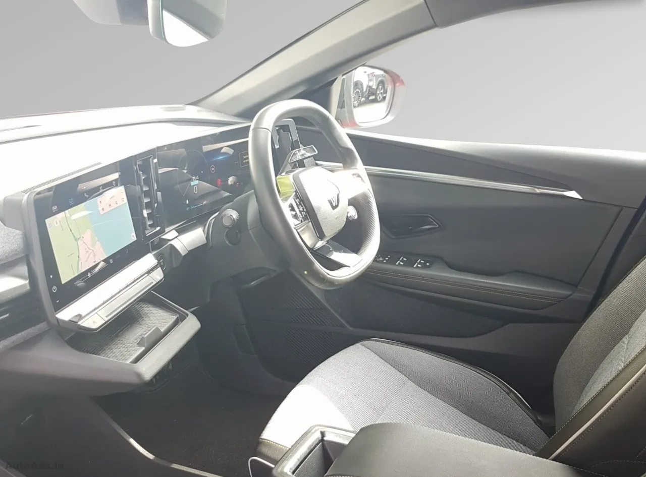 2023 Renault Megane E-Tech – photo 4