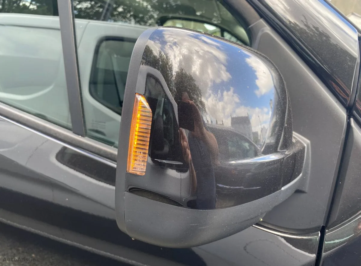 2022 Renault Trafic – photo 11