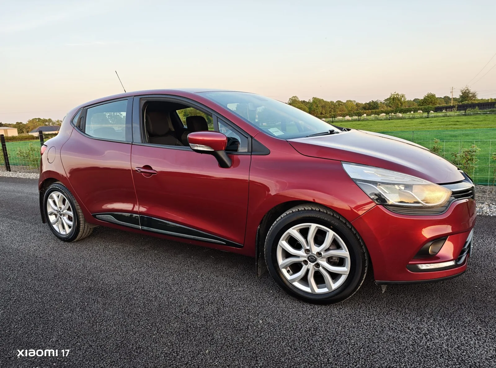 2017 Renault Clio – photo 2