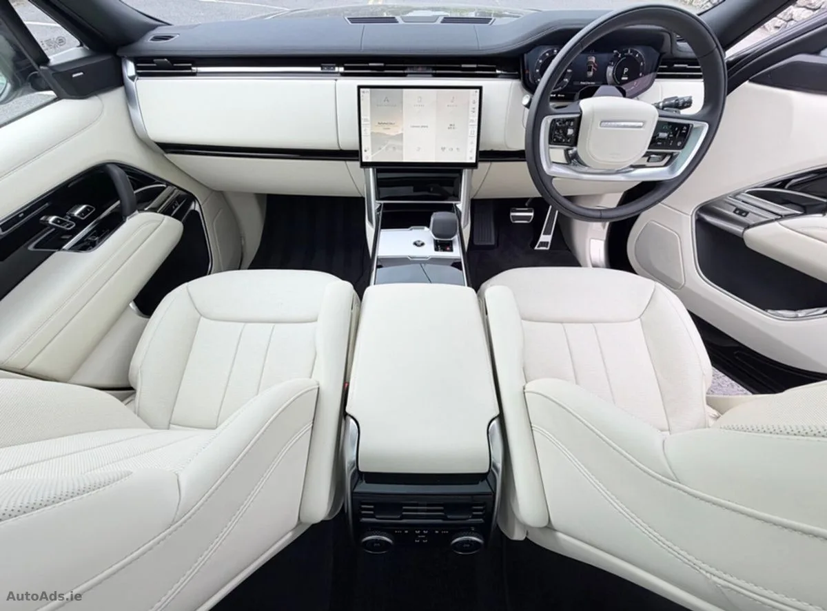 2026 Land Rover Range Rover – photo 18