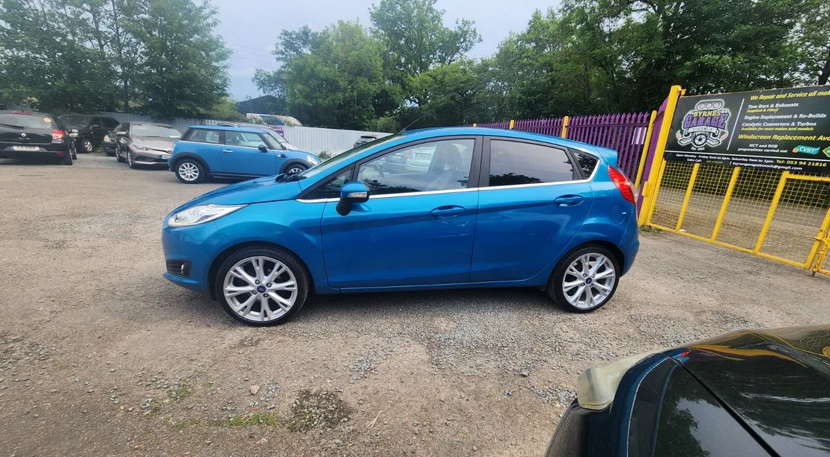 2014 Ford Fiesta – photo 5
