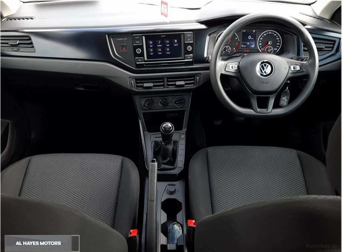 2021 Volkswagen Polo – photo 2