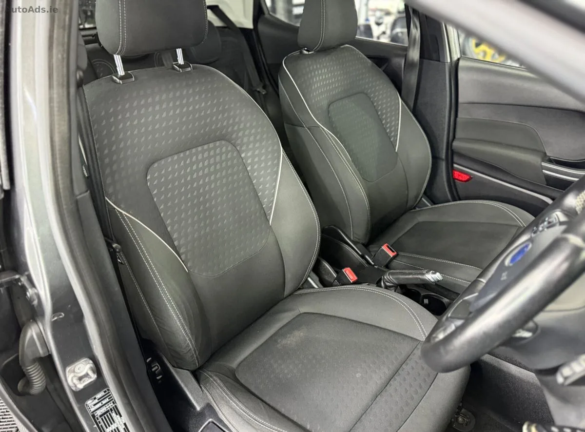 2018 Ford Fiesta – photo 20