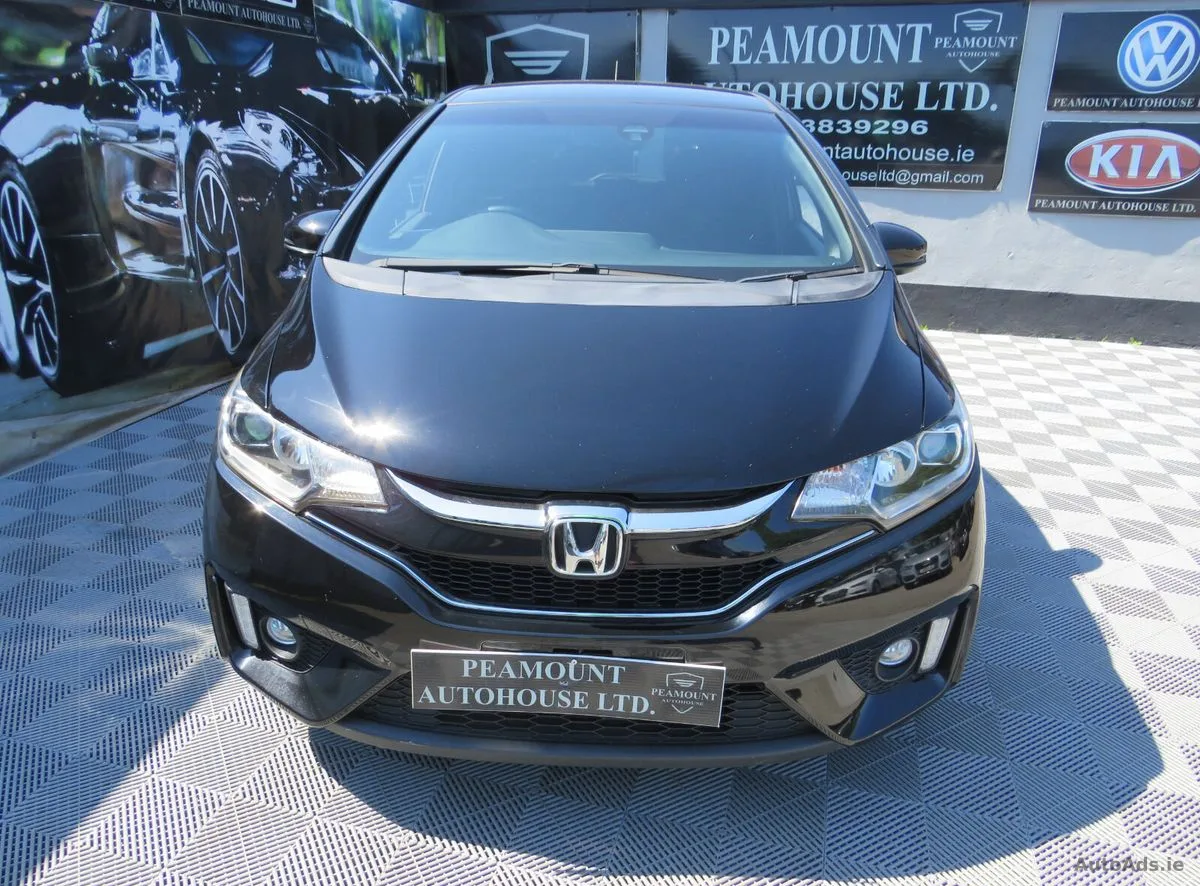 2017 Honda Fit – photo 3