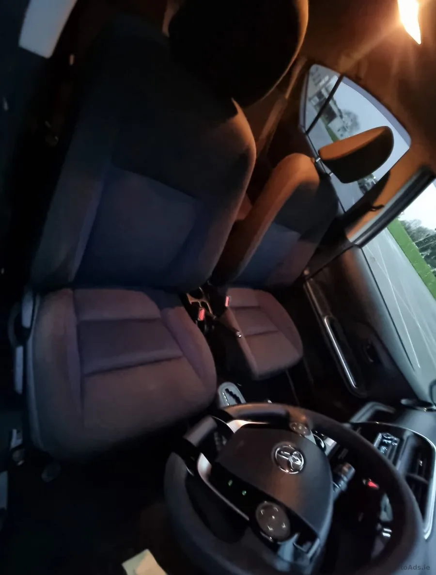 2020 Toyota Aqua – photo 14