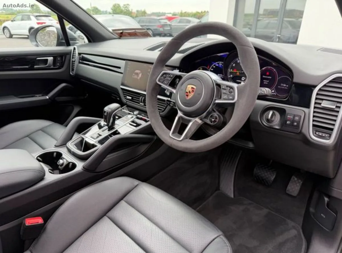 2023 Porsche Cayenne – photo 15