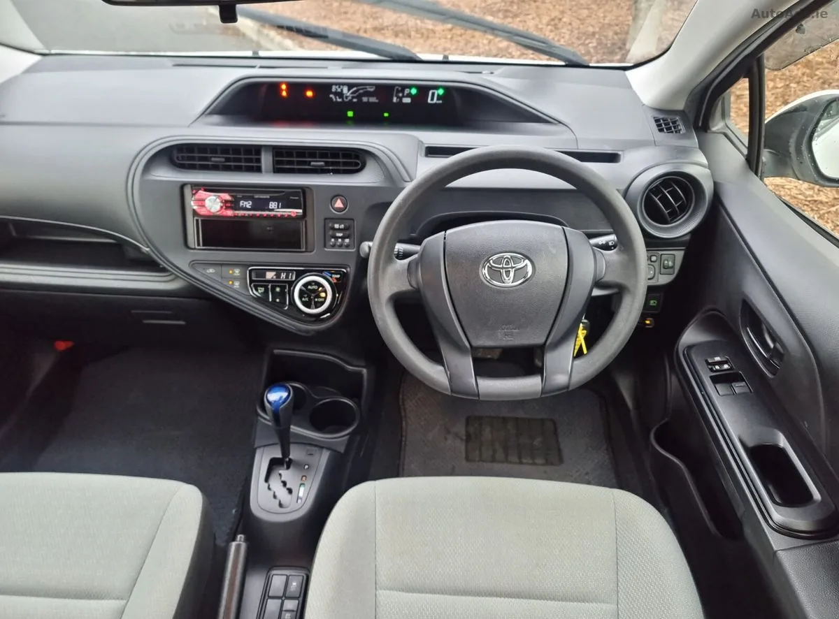 2020 Toyota Aqua – photo 18