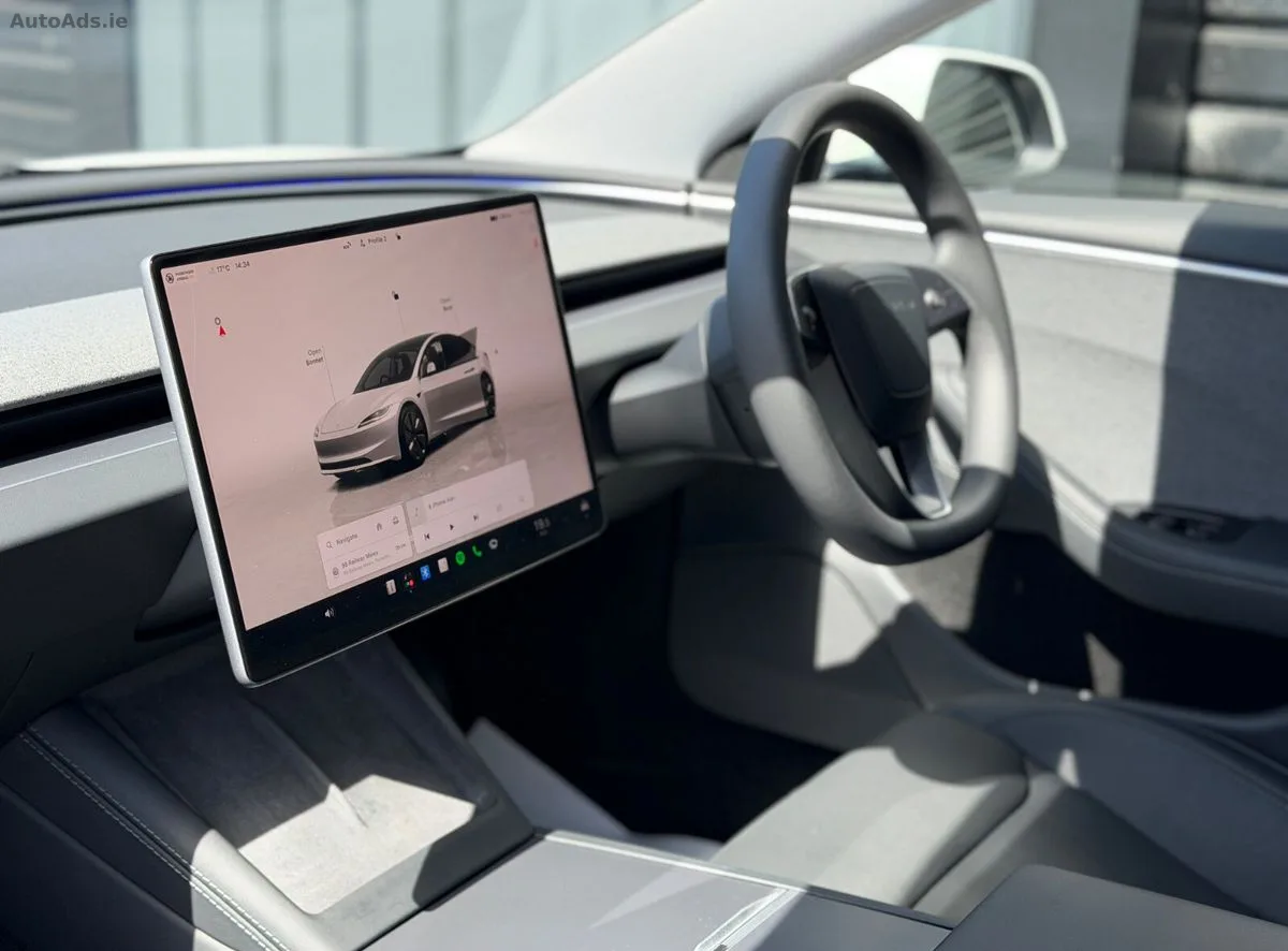 2024 Tesla Model 3 – photo 11