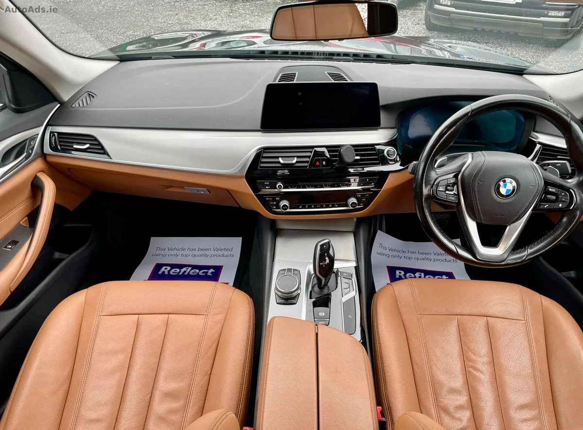 2019 BMW 5-Series – photo 16