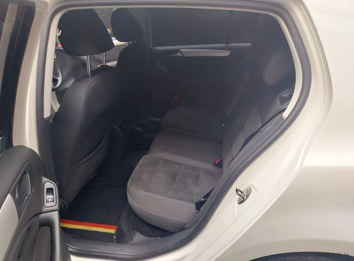 2012 Volkswagen Golf – photo 6