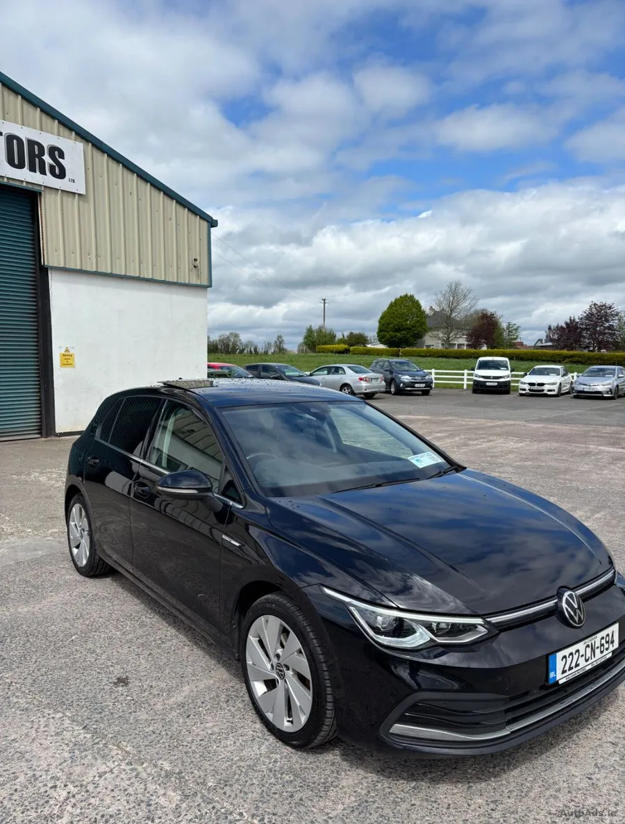 2022 Volkswagen Golf – photo 8