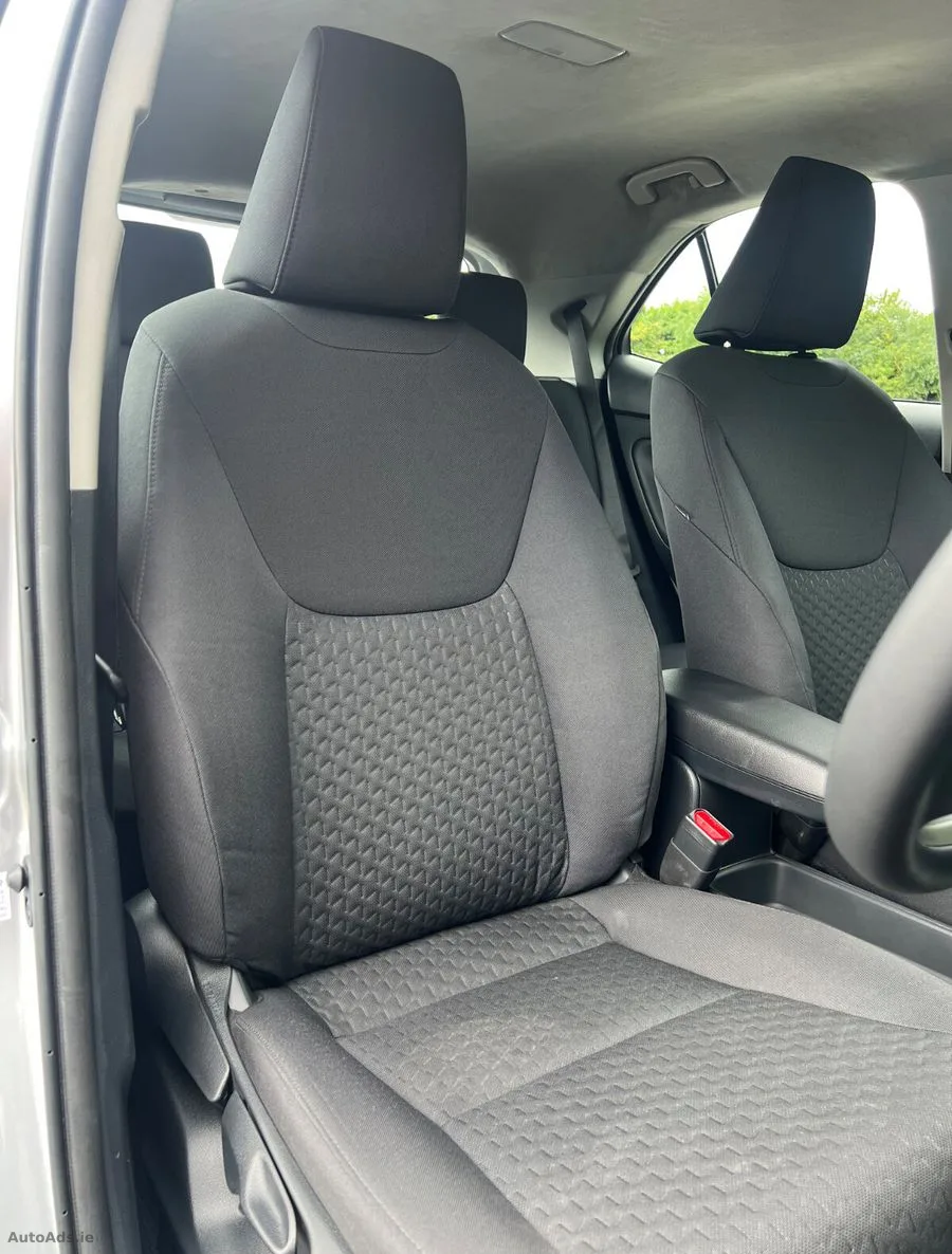 2026 Toyota Yaris Cross – photo 13