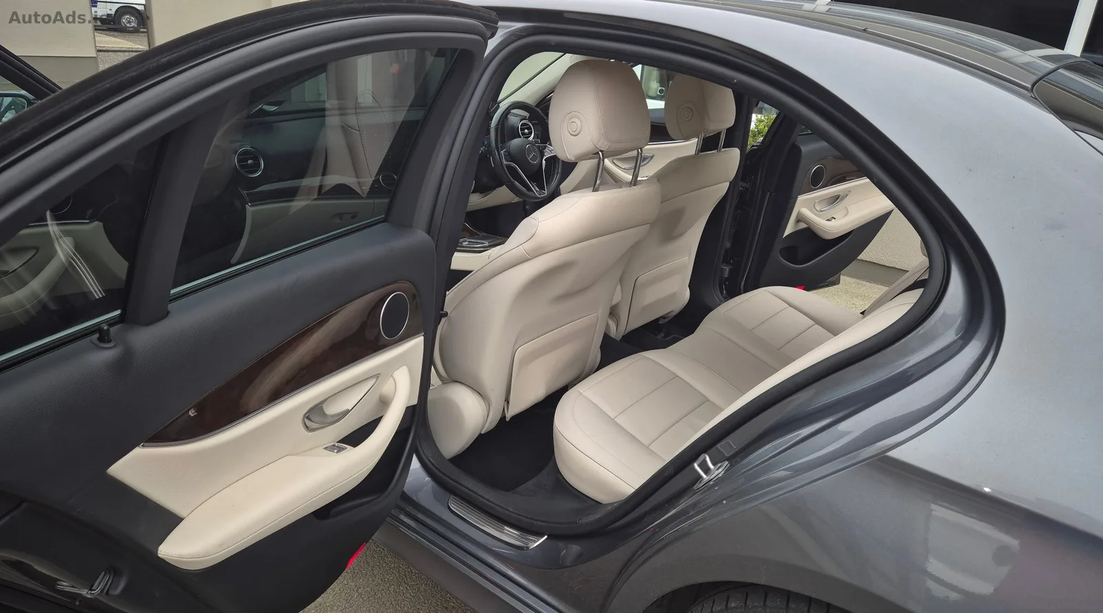 2022 Mercedes-Benz E-Class – photo 10