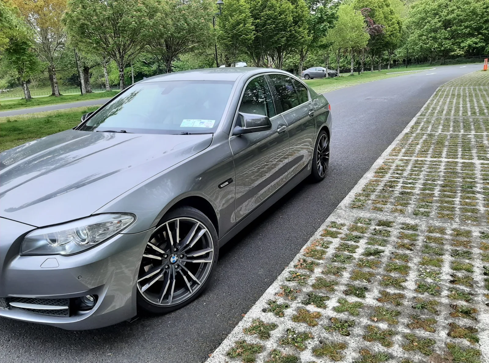 2013 BMW 5 Series – photo 1
