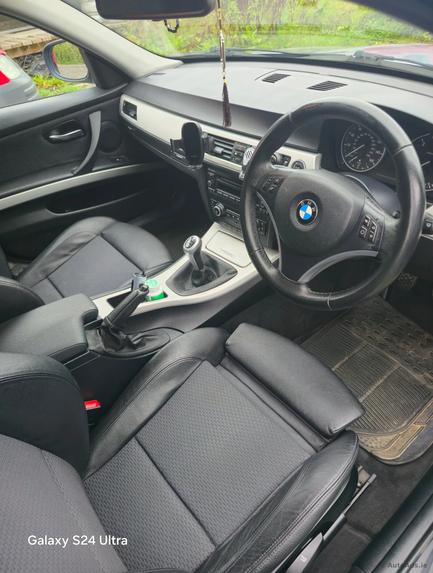 2010 BMW 3 Series – photo 6
