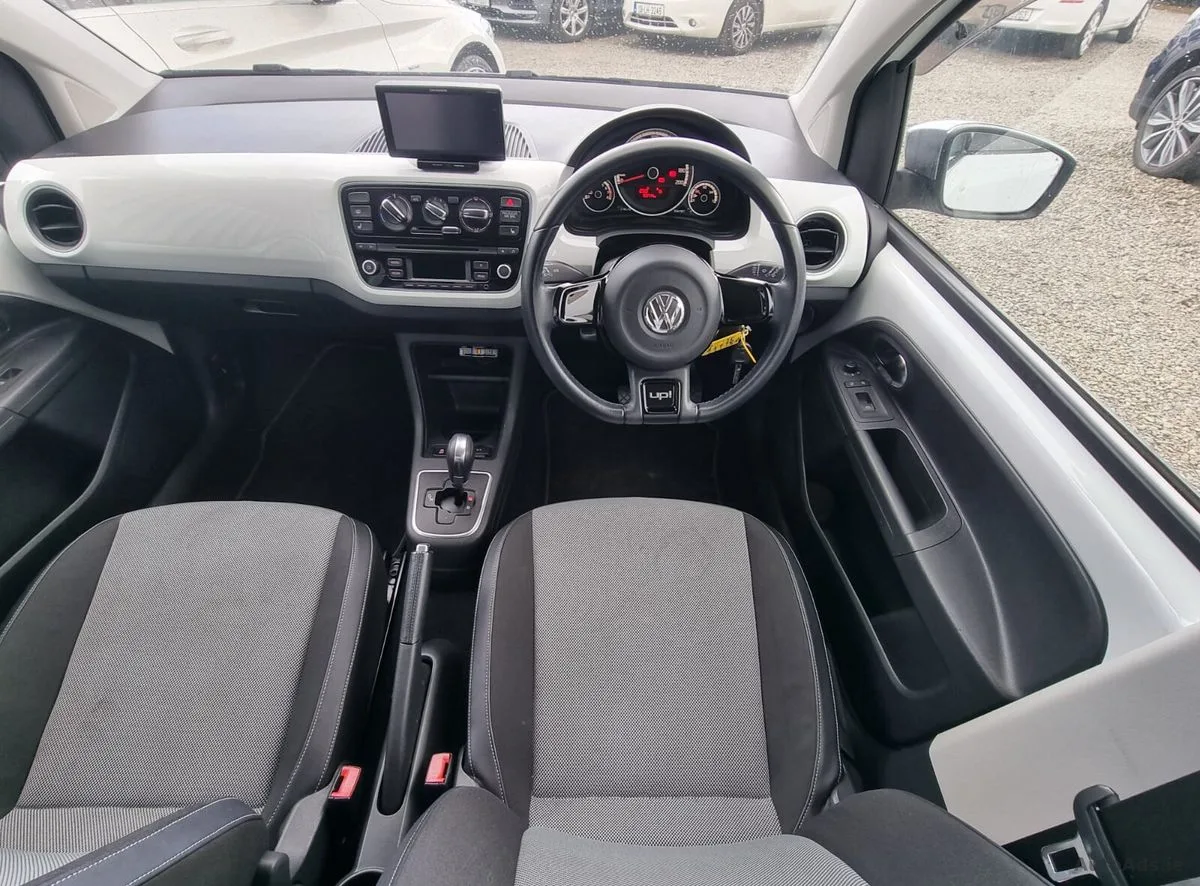 2013 Volkswagen up! – photo 16