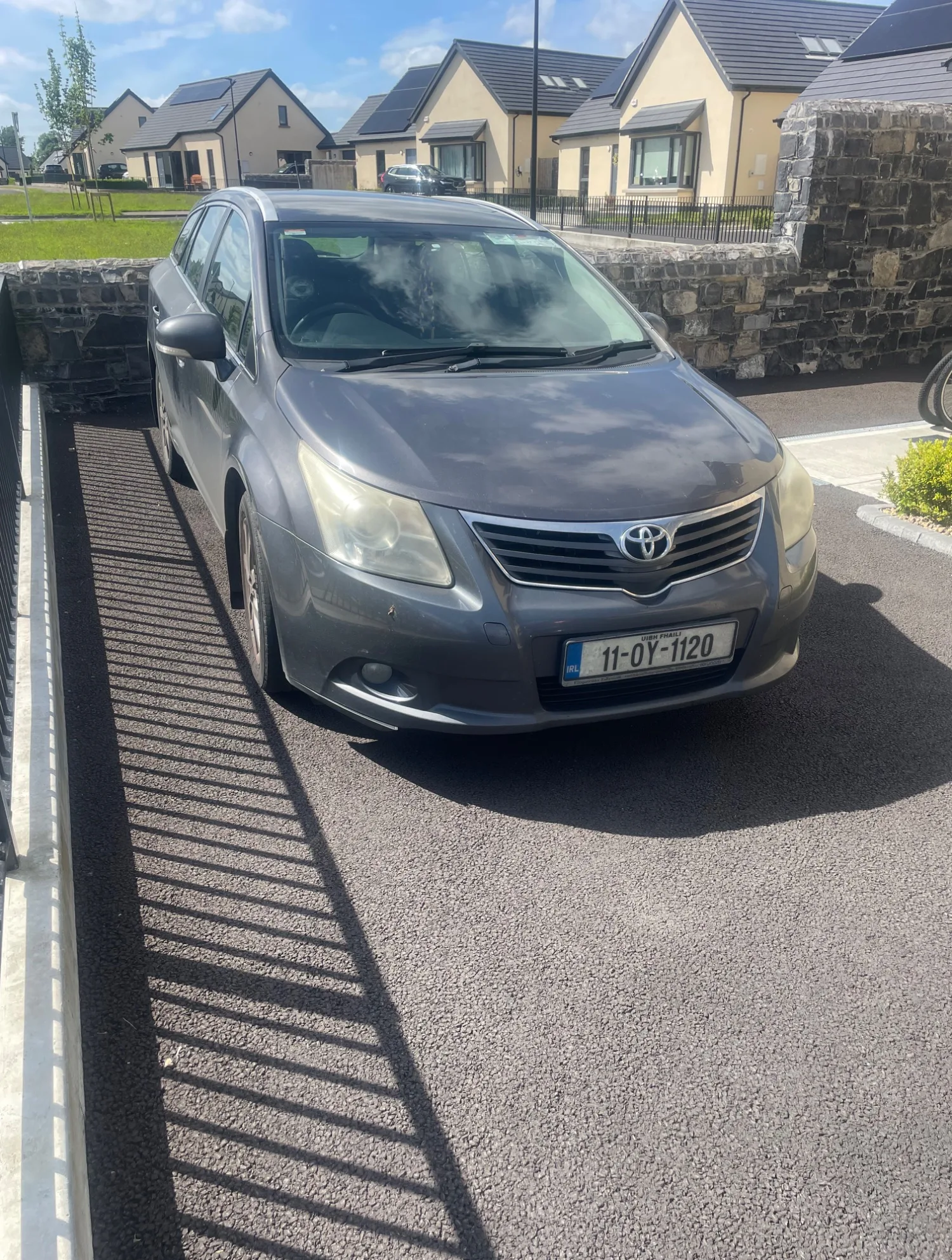 2011 Toyota Avensis – photo 1