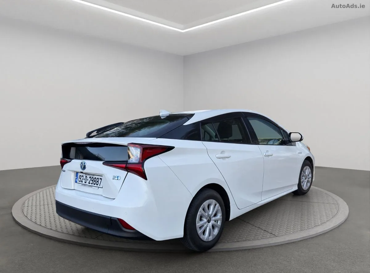 2019 Toyota Prius – photo 11