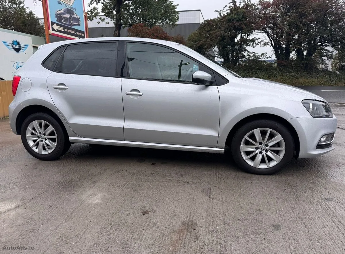 2015 Volkswagen Polo – photo 3