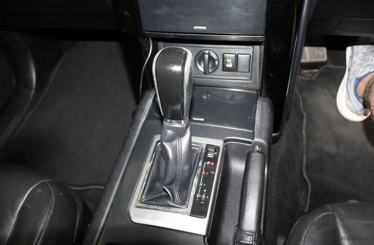 2017 Toyota Land Cruiser – photo 19