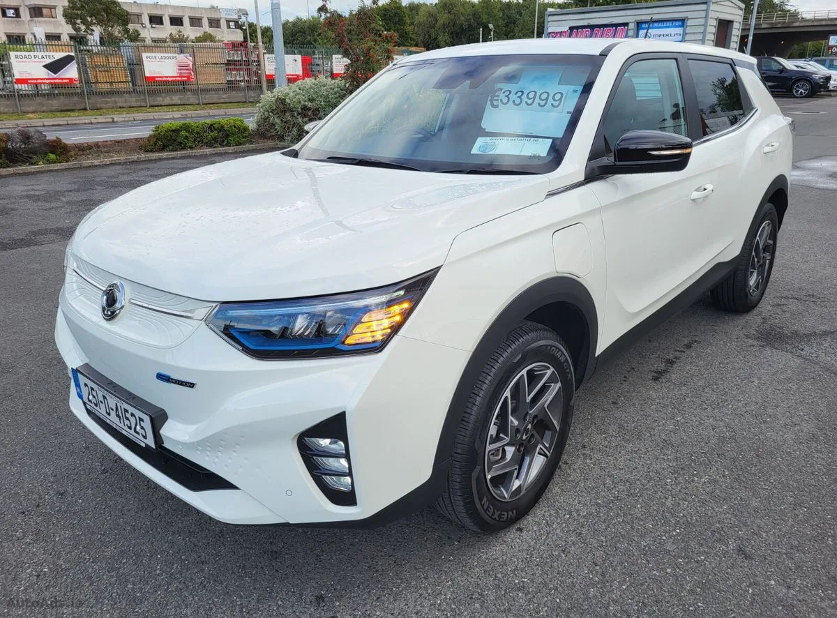 2025 KGM Korando – photo 8