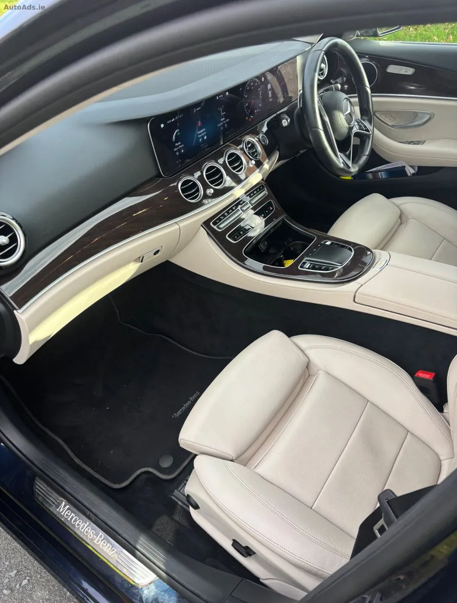2022 Mercedes-Benz E-Class – photo 9