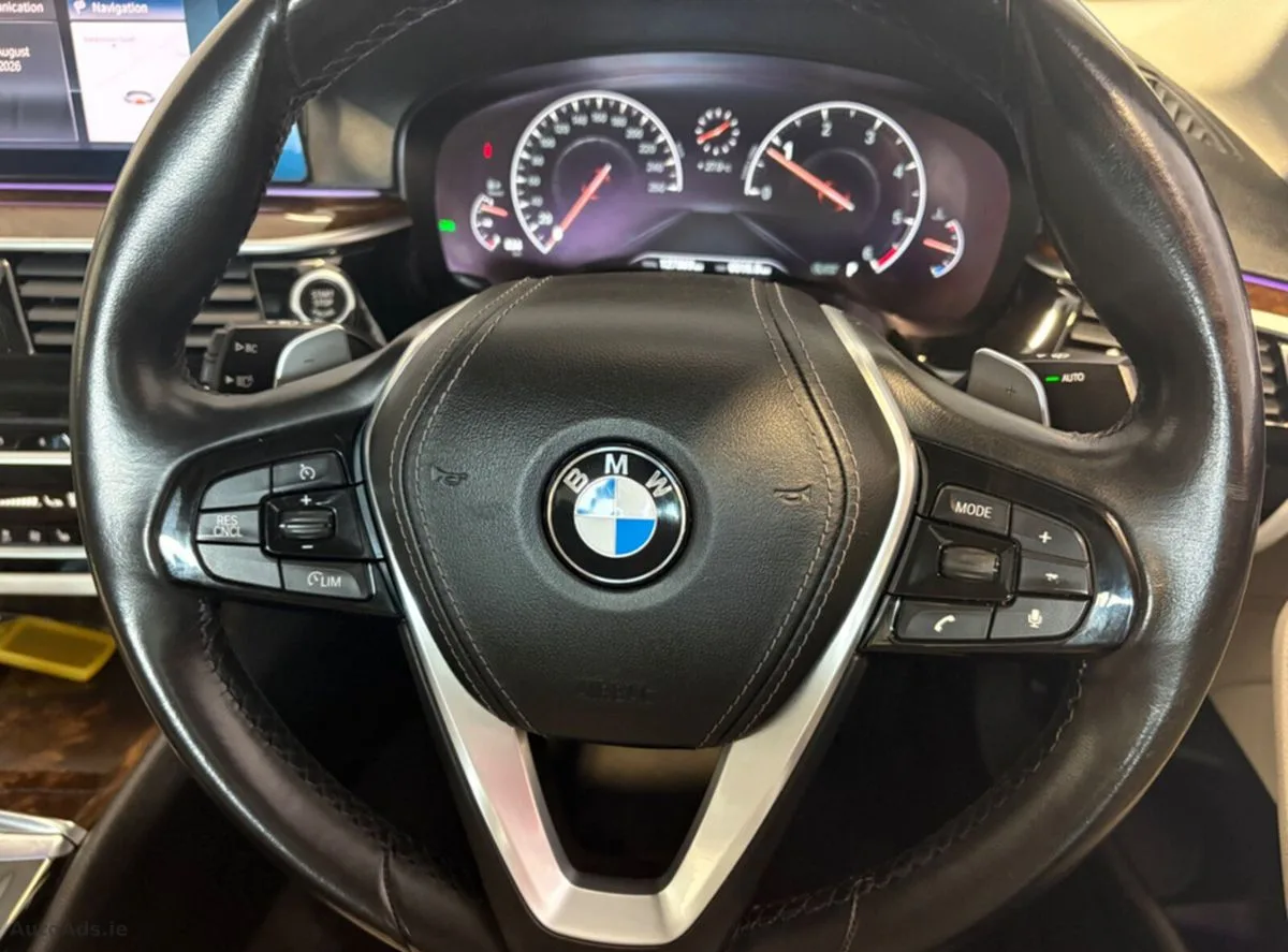 2019 BMW 5-Series – photo 13