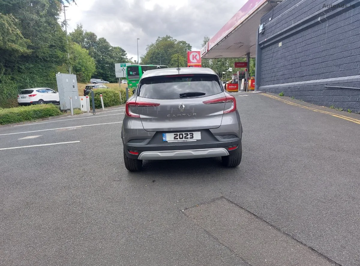2023 Renault Captur – photo 6