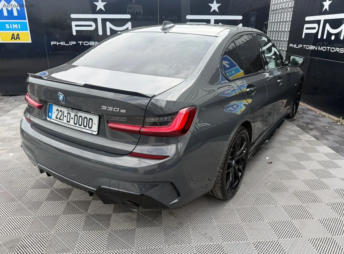 2022 BMW 3-Series – photo 10