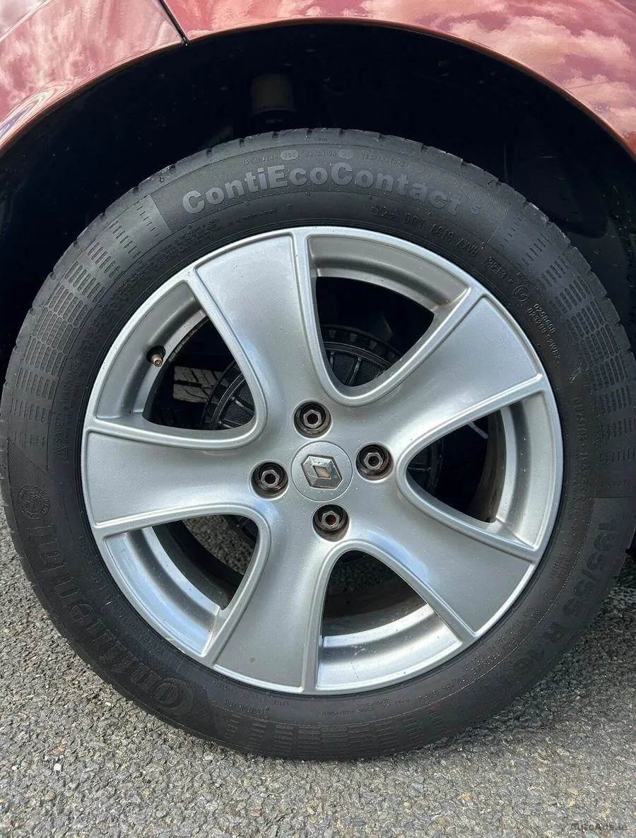 2015 Renault Clio – photo 11