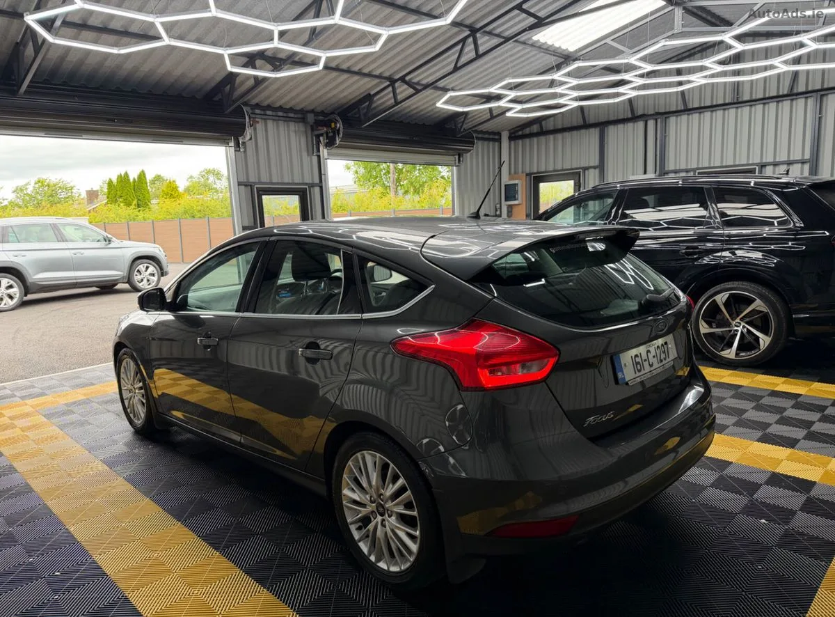 2016 Ford Focus – photo 7