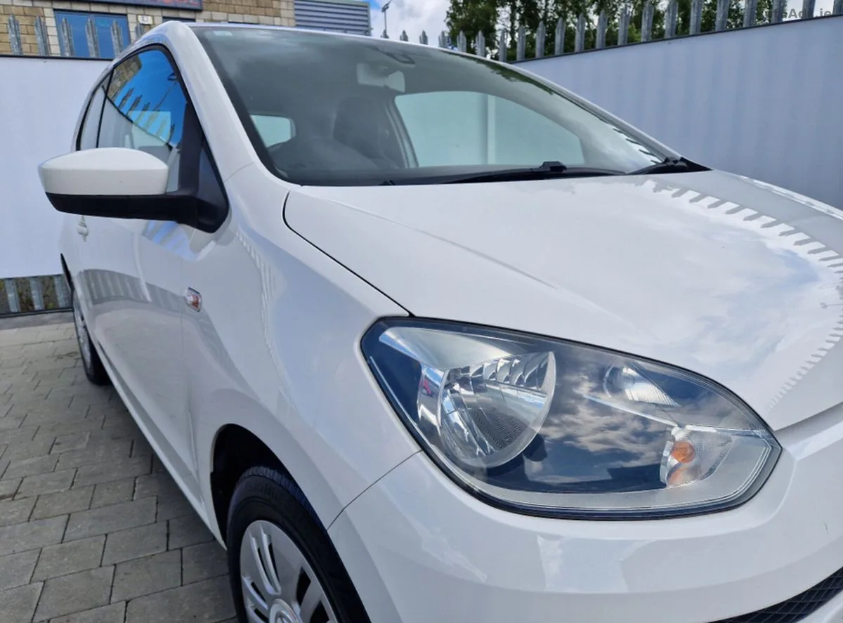 2013 Volkswagen up! – photo 2
