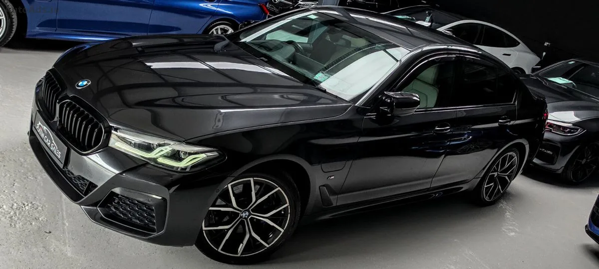 2020 BMW 5-Series – photo 8