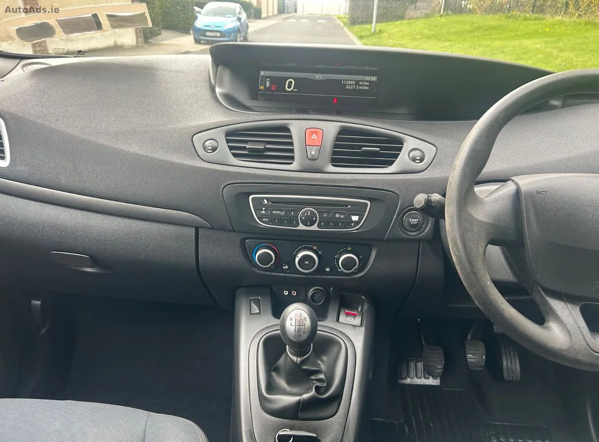 2010 Renault Grand Scenic – photo 17