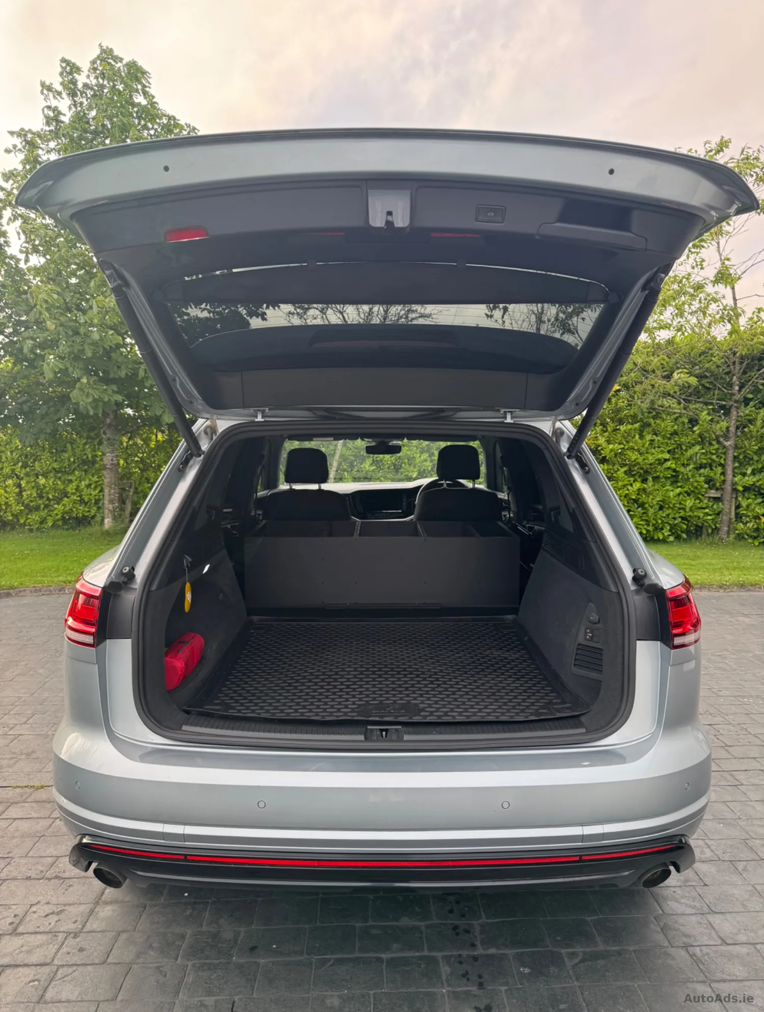 2024 Volkswagen Touareg – photo 5