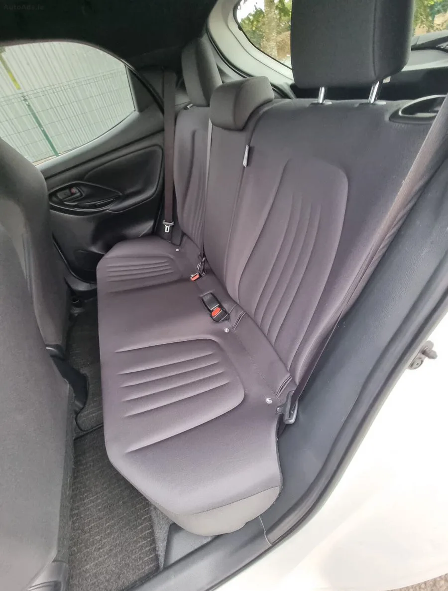 2020 Toyota Yaris – photo 12