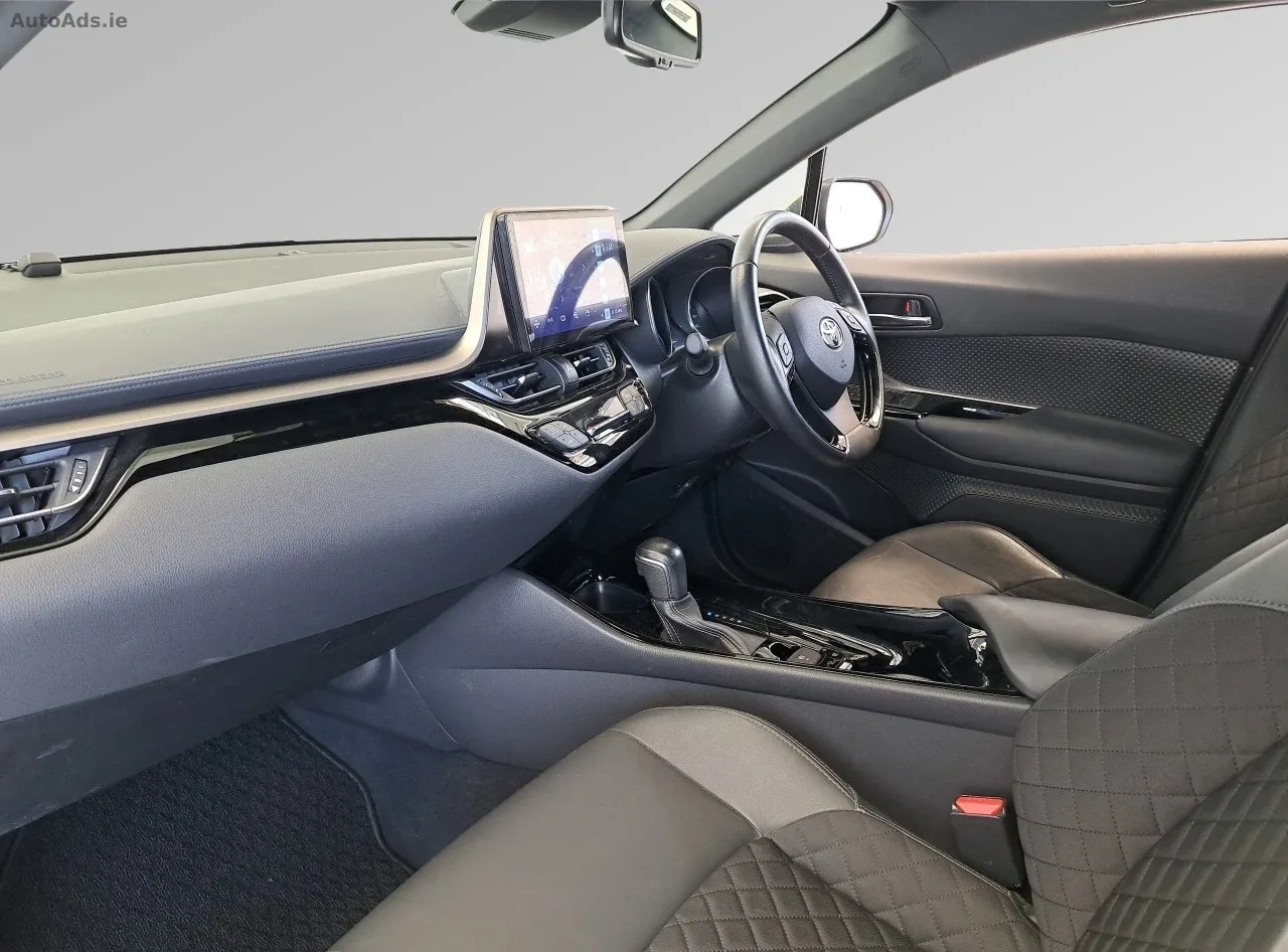2021 Toyota C-HR – photo 4
