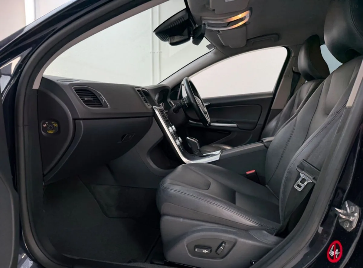 2017 Volvo V60 – photo 19