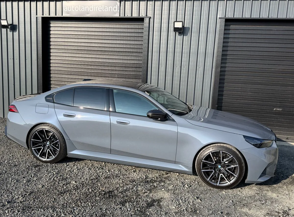 2024 BMW M5 – photo 10