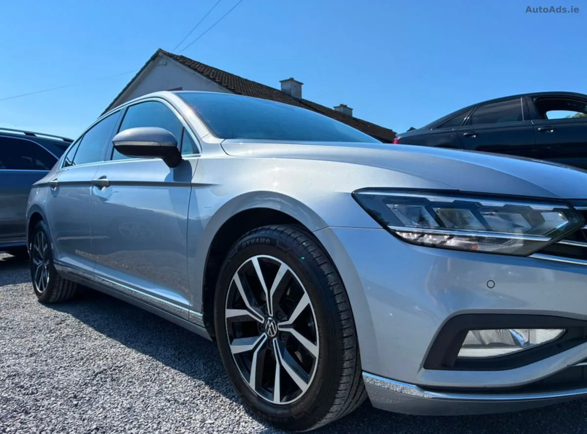 2022 Volkswagen Passat – photo 13
