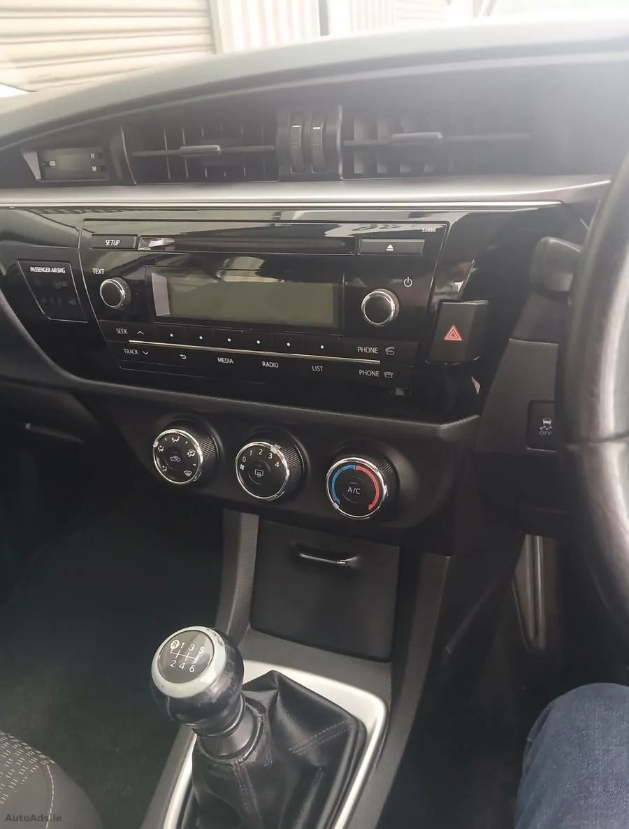 2015 Toyota Corolla – photo 14