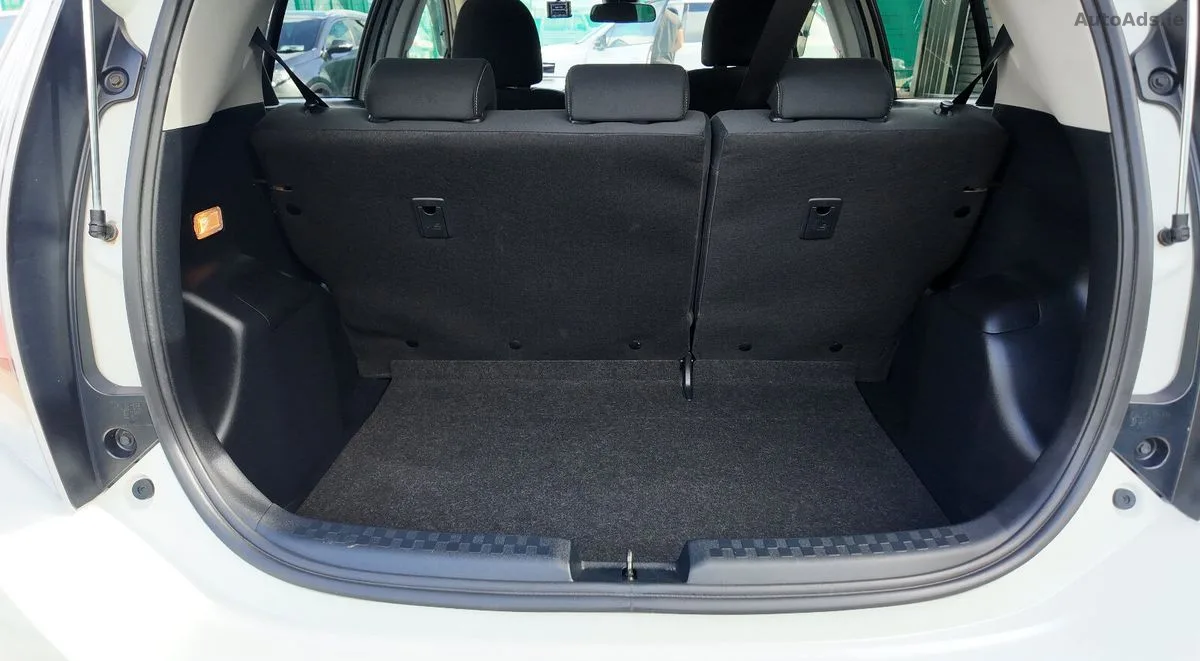 2020 Toyota Aqua – photo 19