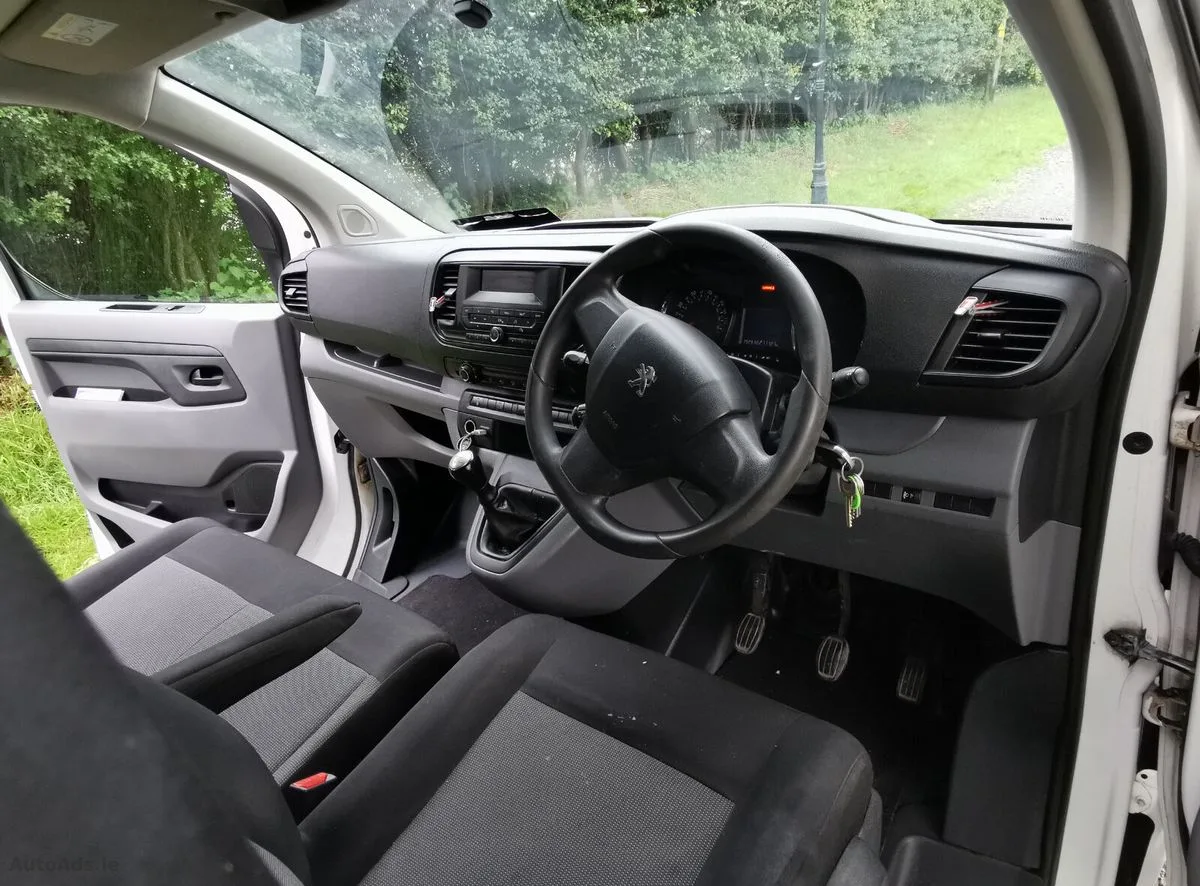2017 Peugeot Expert – photo 13