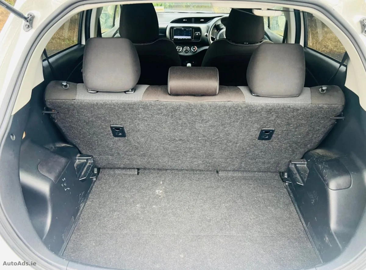2020 Toyota Vitz – photo 9