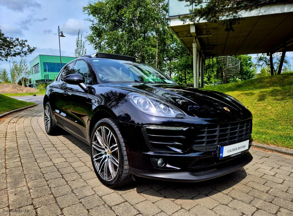2018 Porsche Macan